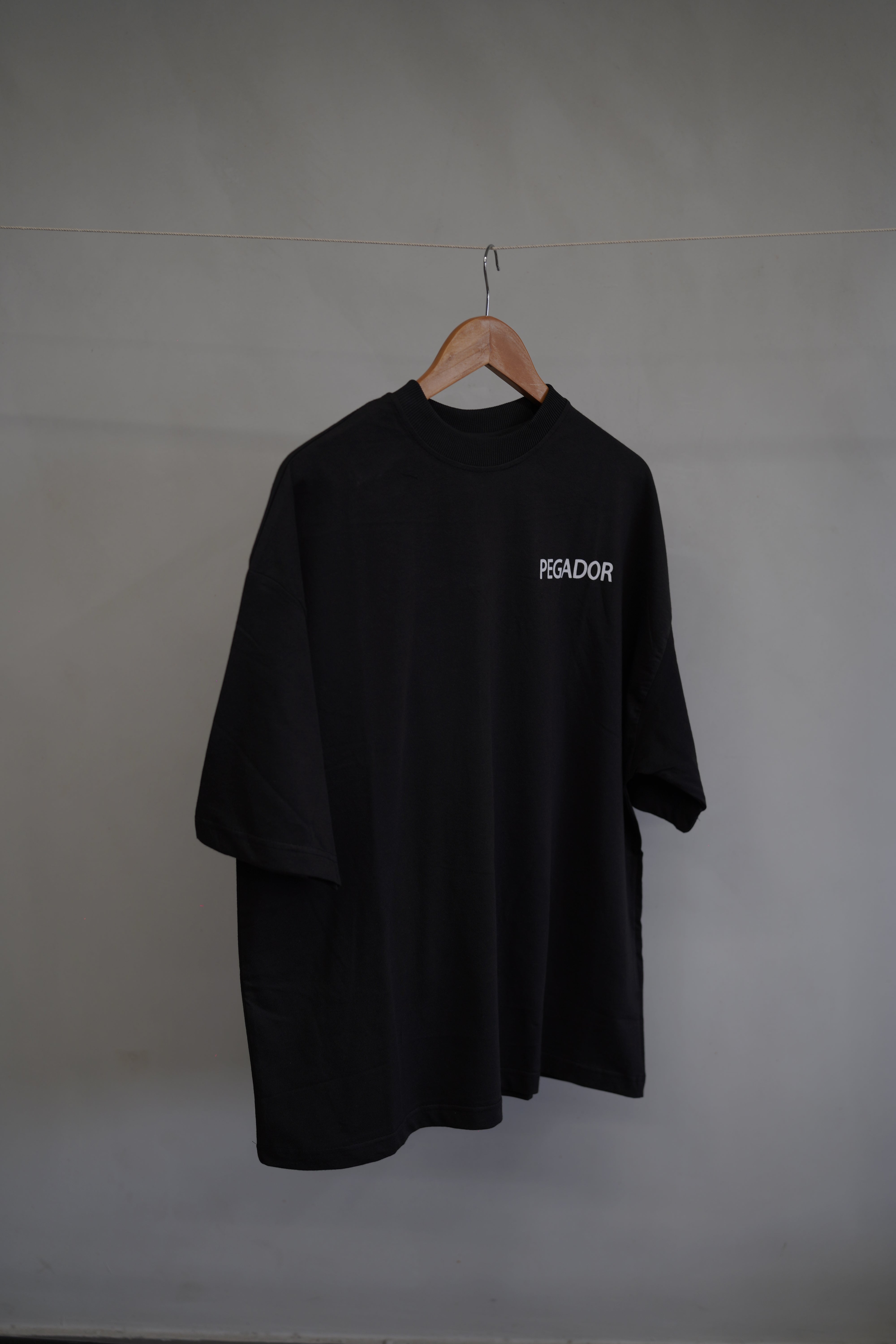 Pegador Men's Oversized Black T-shirt