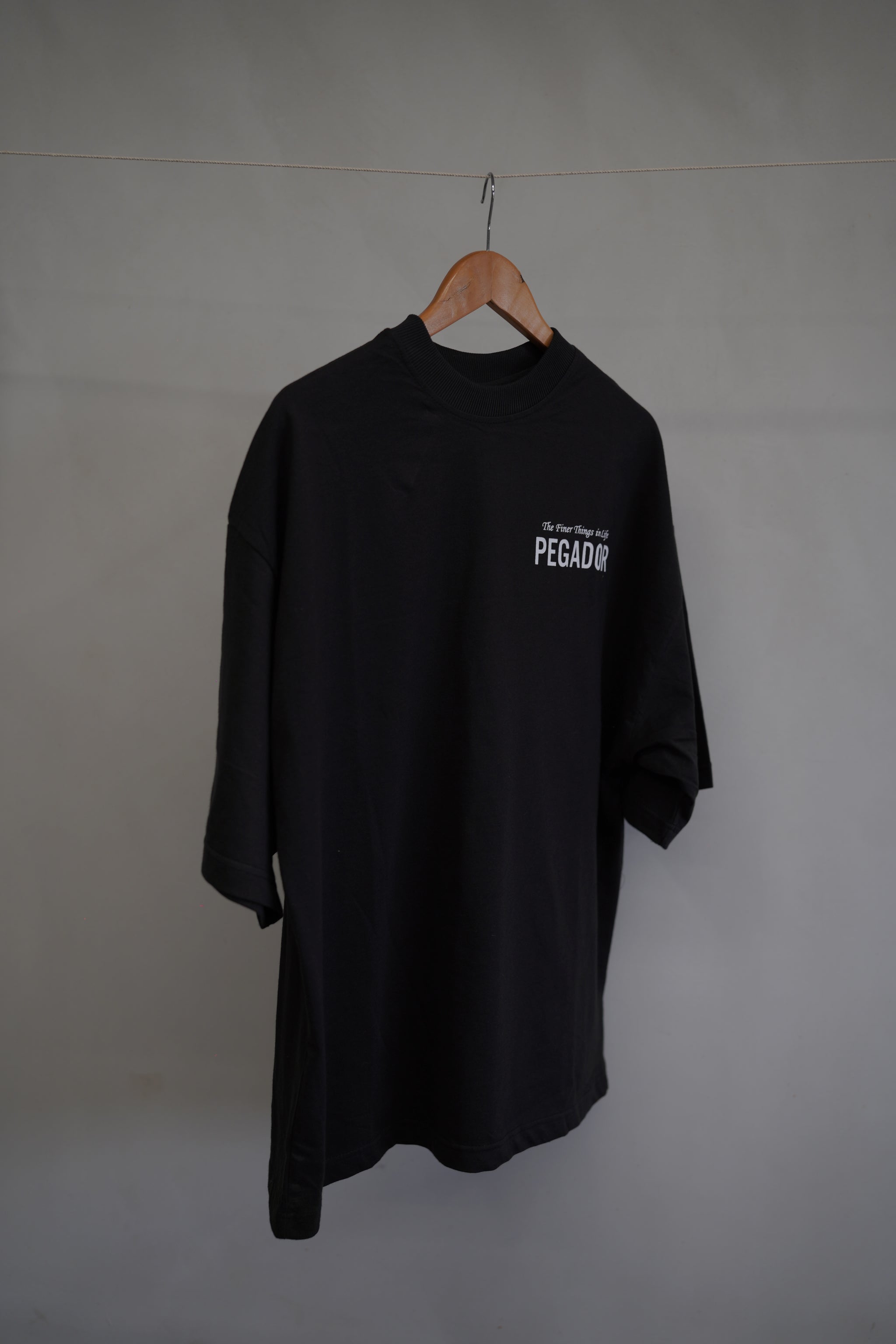 Pegador Men's Oversized Black T-shirt